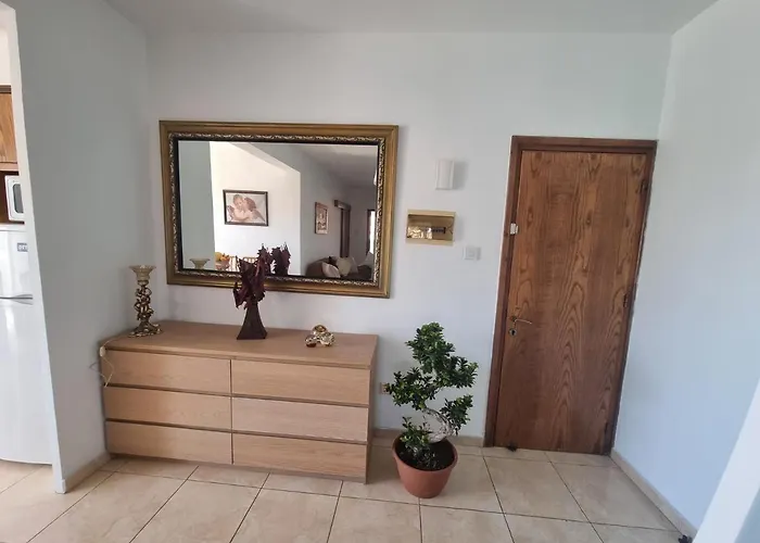 Salt Centre Appartement Larnaca